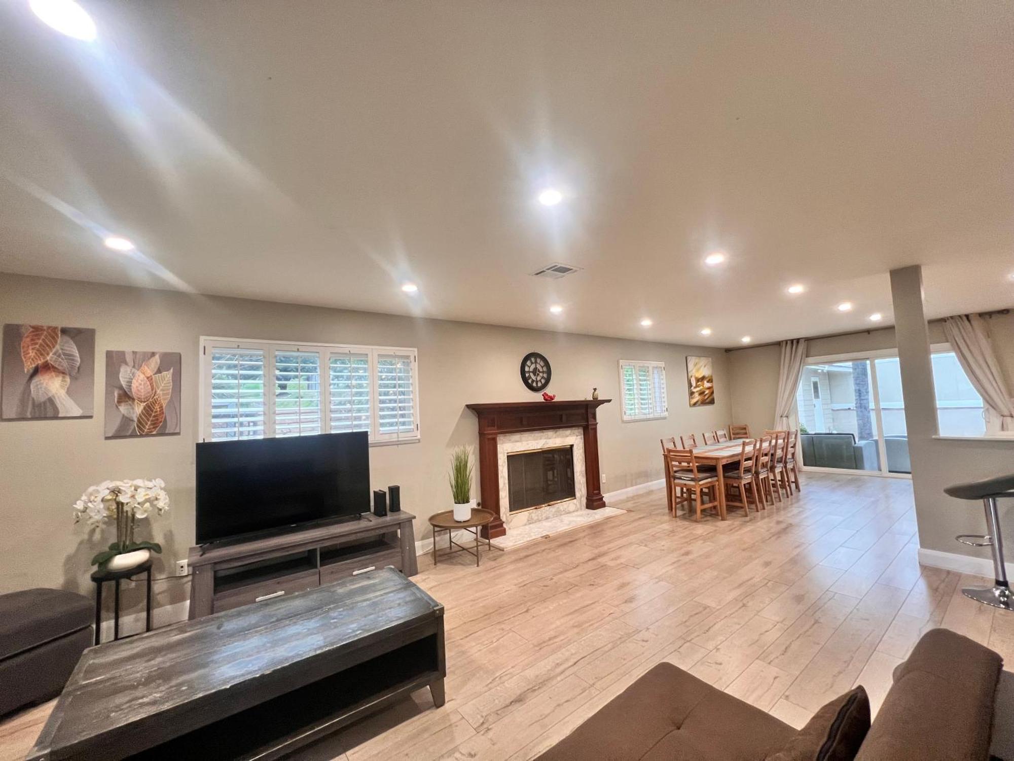 11640 Gothic Avenue Ferienhaus
